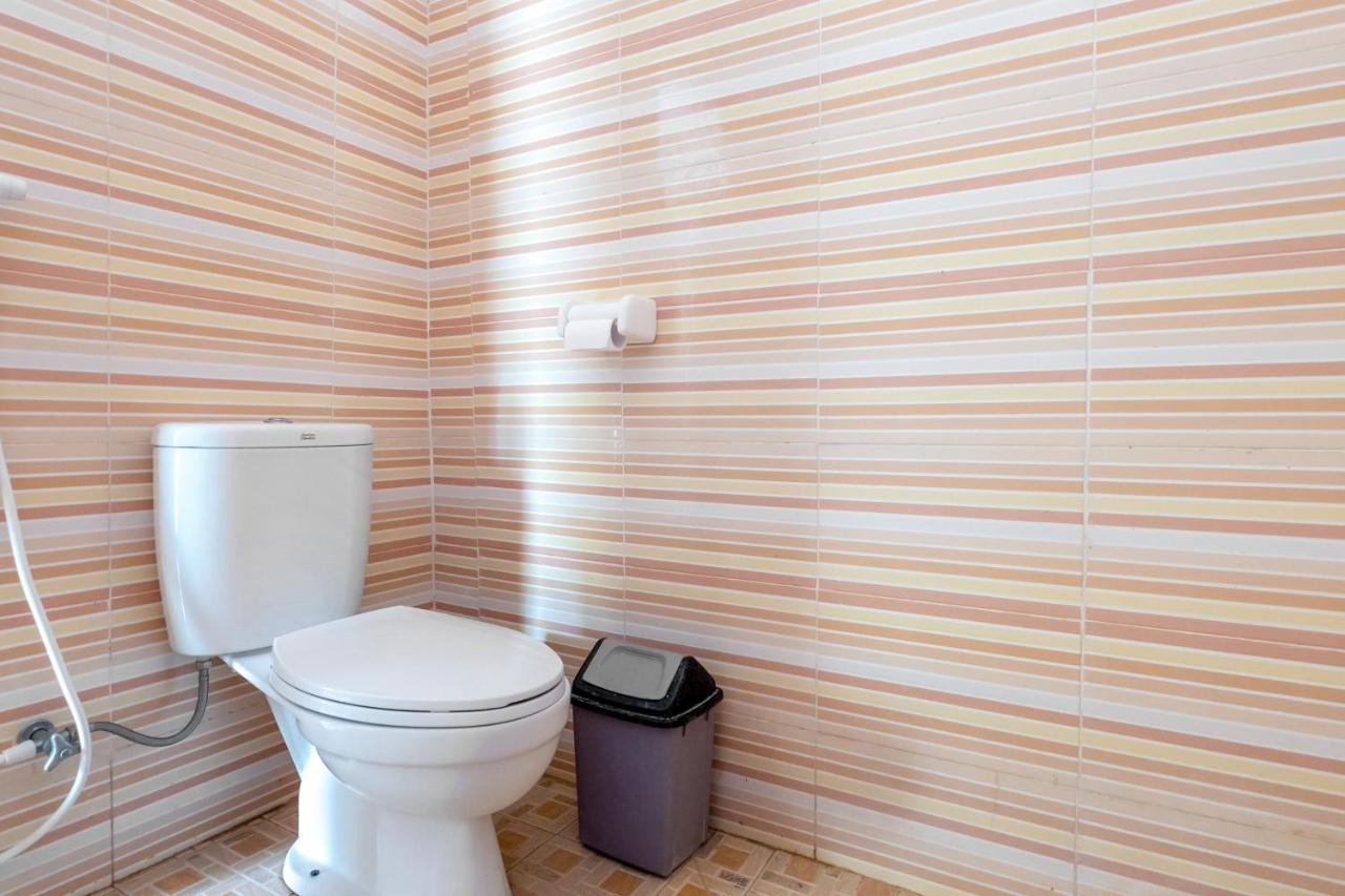 Oyo 1259 Kuta Garden Homestay Экстерьер фото